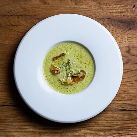 Englhof زيل أم زيلر